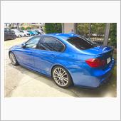 ドアが浮いてる？    F30