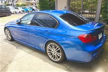 ドアが浮いてる？    F30