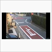 交差点での事故軽減の為に道路 ...