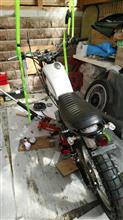 SR400フロント周り弄ってます