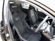 RS-Gならそれほど乗り降り大変じゃないかも。RECAROバケット、つけちゃいました！