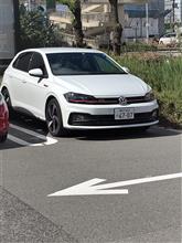 Test-Driving a VW New Polo GTI Test-Driving a VW New Polo GTI