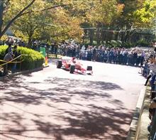 フェラーリF1が大阪・万博公園を疾走！