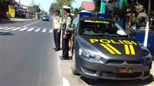 インドネシア の 地方警察 で 活躍 する CY 系 ミツビシ ランサー EX パトカー ・・・・