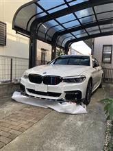 フロントリップスポイラー装着完了