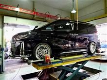 ノーマルじゃつまらない!? 30アルファード、ローダウン ＆ BBS LM！