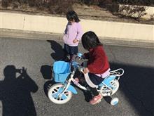 連休最終日　次女の自転車練習と、近場の公園へ