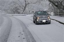 降雪の中、阿蘇方面にドライブ