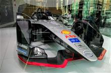サーバーフォーミュラ？！ 日産 フォーミュラE マシン