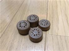 木彫りミニカー作製日記！ホイールのデザイン彫り！