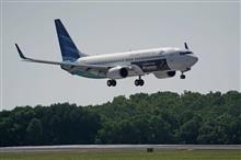 インドネシア の 国営航空会社 ガルーダ ・ インドネシア 航空 に ミツビシ エクスパンダー の ラッピング広告仕様 の 航空機 が 登場 ・・・・