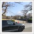 色んなクルマが 出たり 入ったり🚗