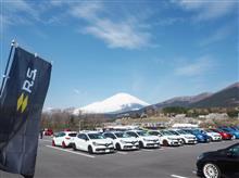 ルノー スポール ジャンボリー2019に行って参りました(^O^)/ ルノー スポール ジャンボリー2019に行って参りました(^O^)/
