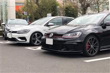 黒いクルマには３年乗らない説
