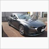 新型 MAZDA３
