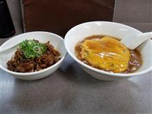 近所のラーメン屋にて天津麺と焼肉チャーハンを愉しむ 近所のラーメン屋にて天津麺と焼肉チャーハンを愉しむ