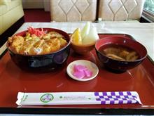 知立のレトロ喫茶店にてカツ丼を愉しむ 知立のレトロ喫茶店にてカツ丼を愉しむ