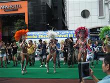 サンバ カーニバル ブラジル 歌舞伎町 新宿 東京都