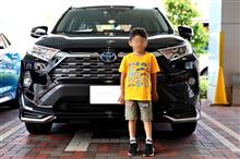 ねぇママどうやったらたくさん女の子を抱きしめる旅ができる？｜夏休み開始と祝ＲＡＶ4納車
