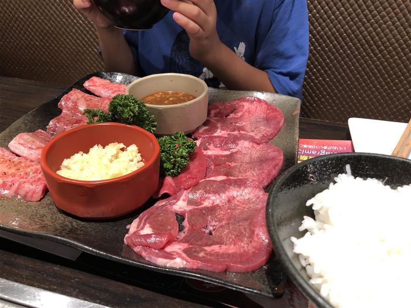 銀座で焼肉ランチ 俺の焼肉 タビトムのブログ 毎日更新するレヴォーグのブログ みんカラ