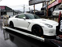 朝イチ Ｒ３５ ４輪アライメントへ！
