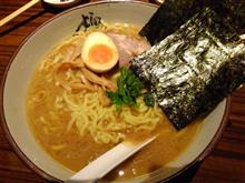 32・究極ラーメン横濱家　東名川崎店