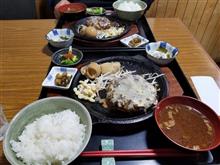 シートカバー装着後、松阪にてハンバーグを愉しむ シートカバー装着後、松阪にてハンバーグを愉しむ