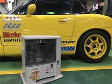 ガレージにストーブの時期がやってきた