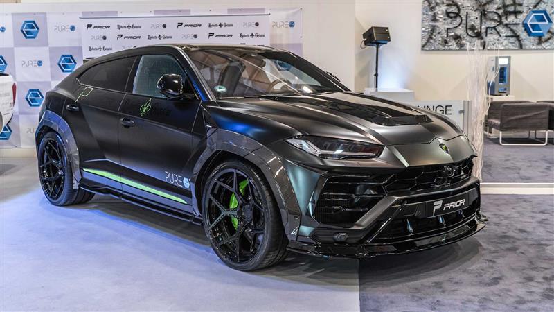 海外記事３８ 巨大２４インチホイール履いたウルスはカッコイイか ダースベーダー版suv第2弾 Sid Hのブログ Sid S Home Live On The Edge みんカラ