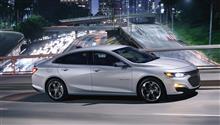 普通のセダン - Chevrolet Malibu