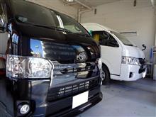 白黒ハイエースごらいて~ん♪ 白黒ハイエースごらいて~ん♪