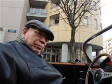 そんなに寒くないので革ジャンで早朝散歩！
