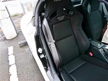 ギリギリ収まりました〜もっと走りを楽しむためのRECARO、実は快適性も魅力です。