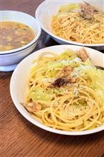 在宅ワークご飯 鯖のオイル漬けとキャベツのスパゲティ
