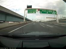 この先にはTDRと成田空港