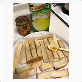 外出自粛の夜にパンのみみを焼く