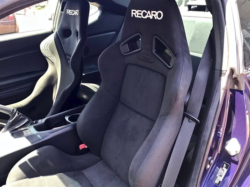 運転席にフルバケ 助手席にセミバケ Recaroシート取り付けです Cockpitのブログ Cockpit みんカラ