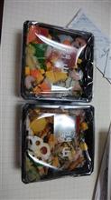 どこも休みで買い物がﾑｽﾞｶｼｲ･････