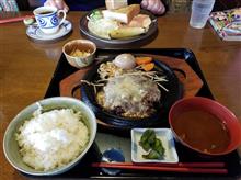 松阪にて朝からジャンボチーズハンバーグを愉しむ 松阪にて朝からジャンボチーズハンバーグを愉しむ