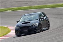 WRXと併売してくれても良かった気がするんだけどな〜メーカーとしてそこまでマイナスになる要素無い気がしたんだけど…アイサイトを売っていくのに足かせだったのかな