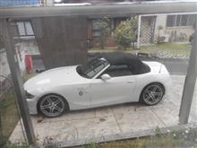 雨なのでガレージで内職