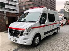 コイツは救急車だけど、日本でNV400導入するところ出てくるのかね？正規販売無いけど