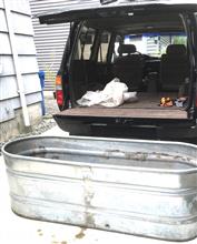 how to haul 6 feet long stock tank using FJ80 how to haul 6 feet long stock tank using FJ80