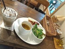 三橋の森でモーニング♪