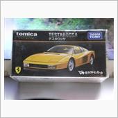 トミカの黄色いテスタロッサ