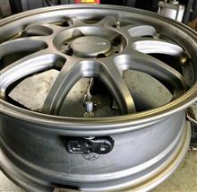 転ばぬ先の杖、タイヤ空気圧モニタリングシステムは便利ですよ。取り付けたのはかなりレアなコンパクト4ドアセダン“トヨタ･ベルタ”ですが、じつはこのクルマ、コダワリがすごいんです。