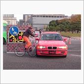自転車事故！スタントマンによ ...