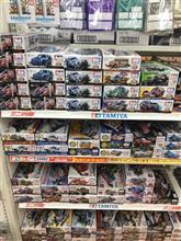 ミニメタリックカズレーザー4WD