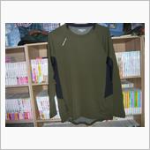 長袖Tシャツ