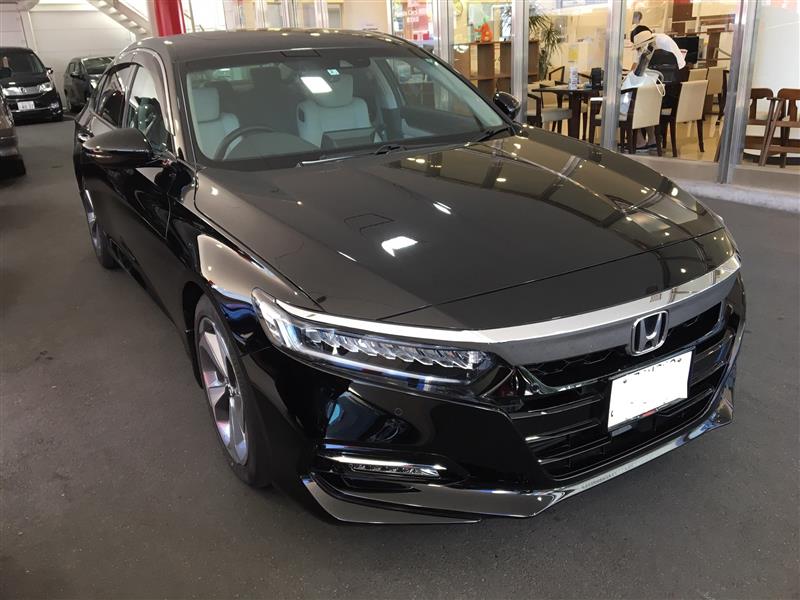 いきなり思いついて アコードに試乗した ホンダ アコードハイブリッドのクルマレビュー 百聞は一見に如かず こゆ すいぱぱ みんカラ